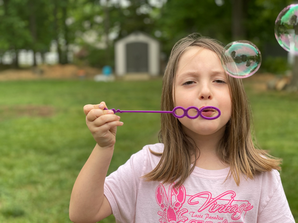 AAFA blows bubbles in honor of people who have died from asthma and allergies